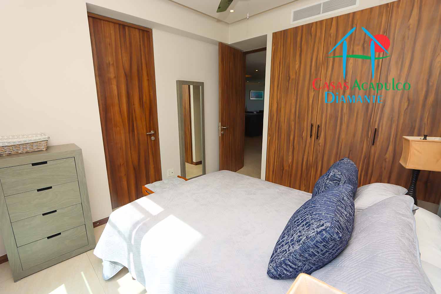 La Isla Emerald J8 - Recámara uno 4